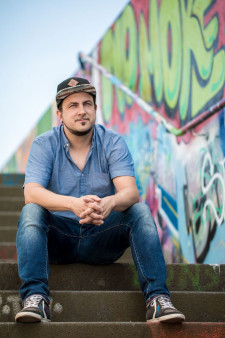 Hannes Weyland (solo, D)